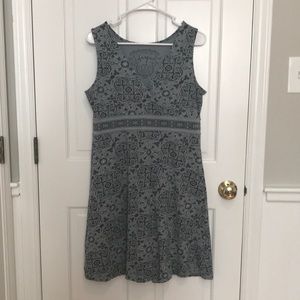 Life is Good gray patterned dress